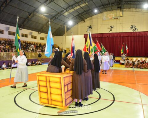 mostra literaria artistico cultural colegio mae da divina providencia (182)